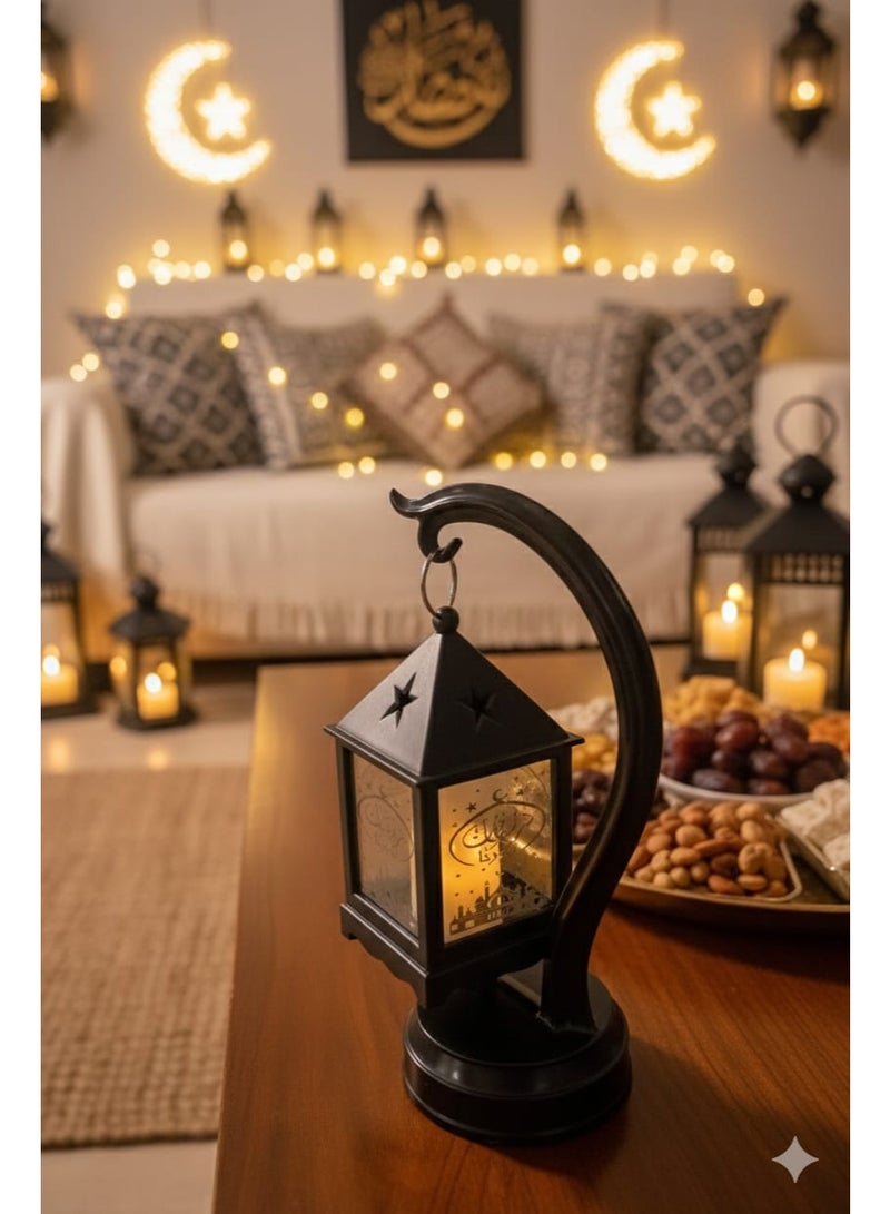 بوكس رمضان +8 هدايا ( فانوس فنانيس + عليقة فانوس اسود + فانوس اسود + مبخرة كعبة + عروسة طمطم + مج كوب رمضان + سريا ليد فنانيس 2 متر + شمعة معطرة فواحة ) - Image 3